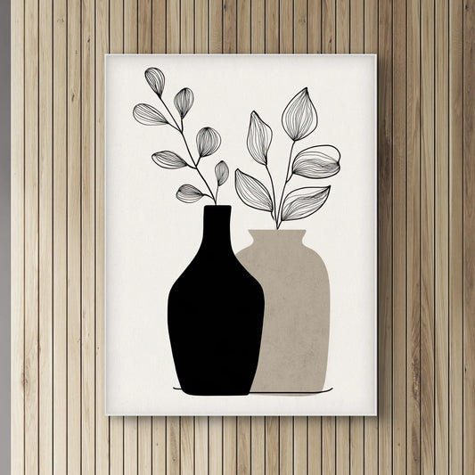 Detail van kunstwerk met silhouetten van vazen en fijne botanische lijnen in zwart op beige en witte achtergrond