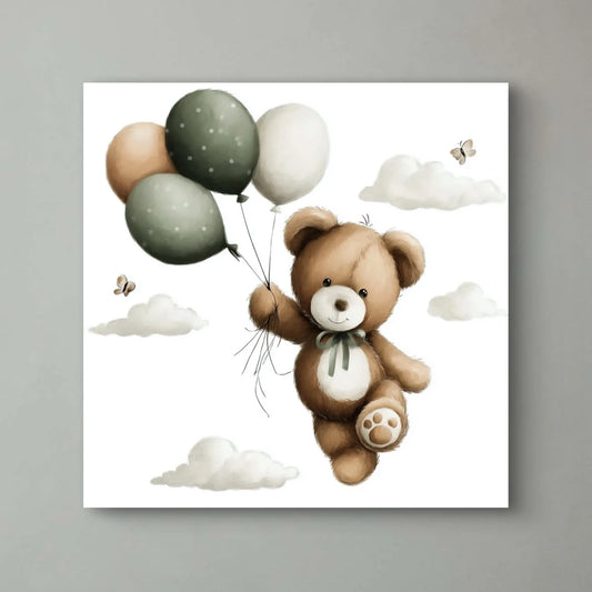 Detail van beertje dat omhoog zweeft met vier ballonnen en vlinders