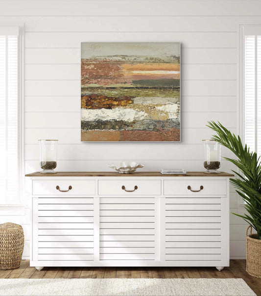 Mock-up van kunstwerk Adem van Aarde boven witte kast in lichte kamer met natuurlijke accenten 
