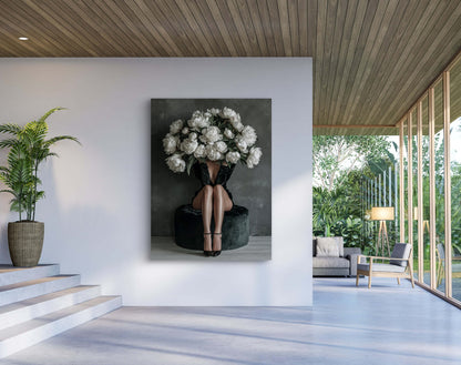 Kunstwerk Bloemenzet in modern interieur met veel licht en natuurlijke details
