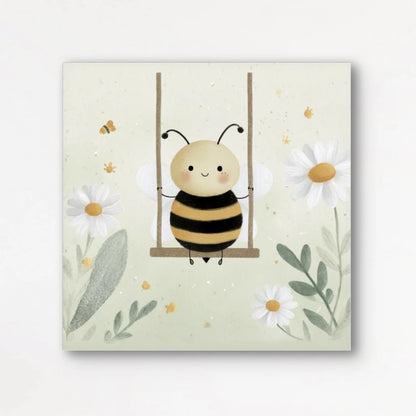 Detail van een schattig bijtje op een schommel omringd door bloemen en zachte groentinten
