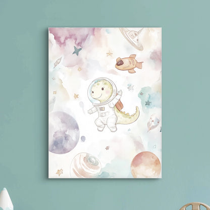 Waterverfillustratie van dino in ruimtepak zwevend tussen planeten, sterren en raketten
