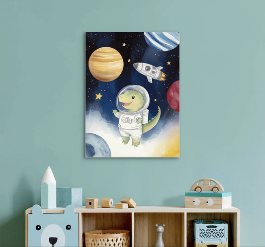 Kinderkamer met groene muur, houten speelgoed en kunstwerk van dino in astronautenpak in de ruimte
