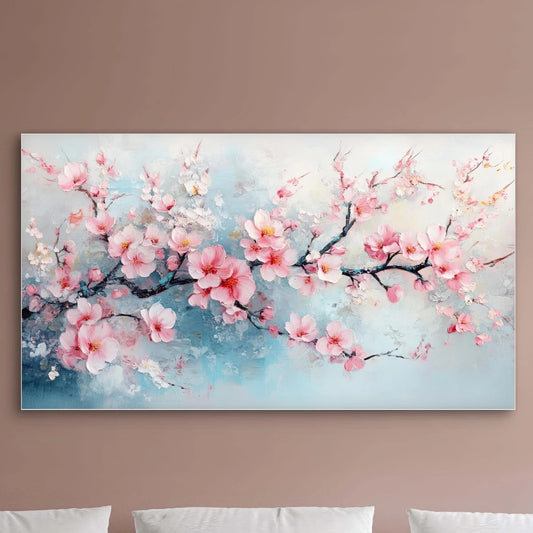 Detail van kunstwerk met bloesemtakken in zachte roze tinten en lichtblauwe lucht als achtergrond
