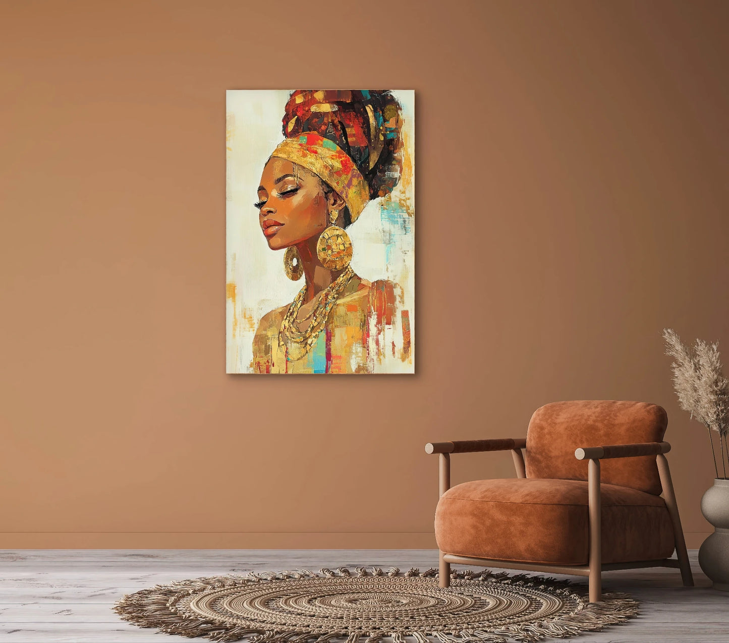 Textielkunstwerk Gouden Trots boven een terracotta fauteuil met ronde jute vloerkleed  
