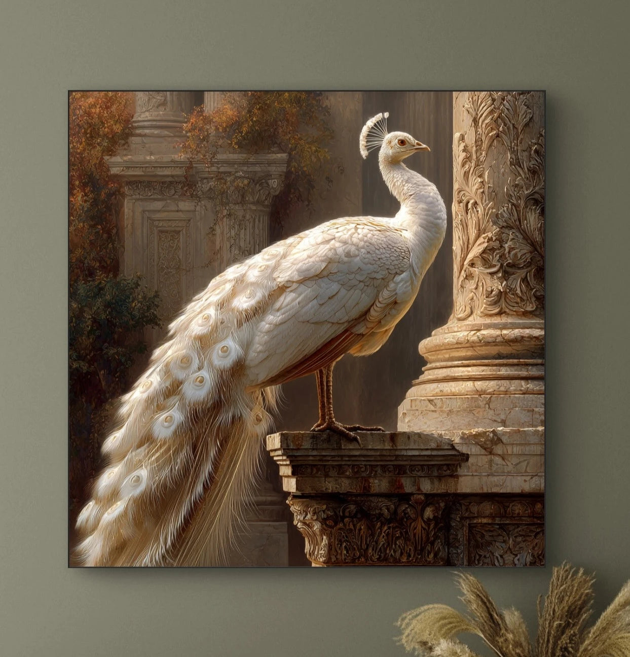 Detailopname van Ivoren Troon met witte pauw op stenen balustrade  
