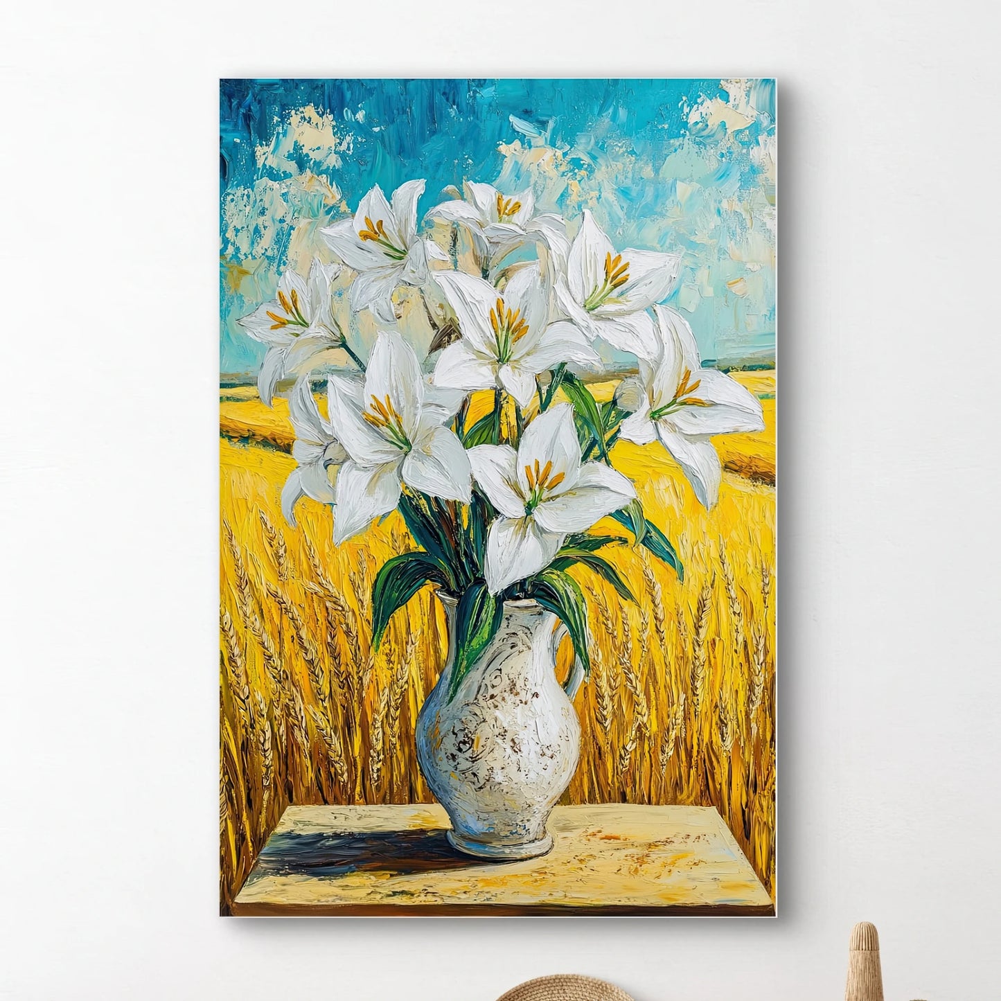 Detail van Lelies onder de Zon met witte bloemen en goudgeel graanveld op de achtergrond
