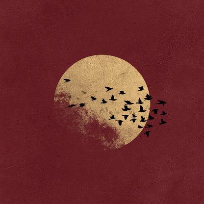 Modern kunstwerk Rood Goud met gouden zon en zwarte vogels op een dieprode achtergrond.
