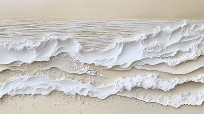 Abstract schilderij van zee en strand met golven in wit en beige
