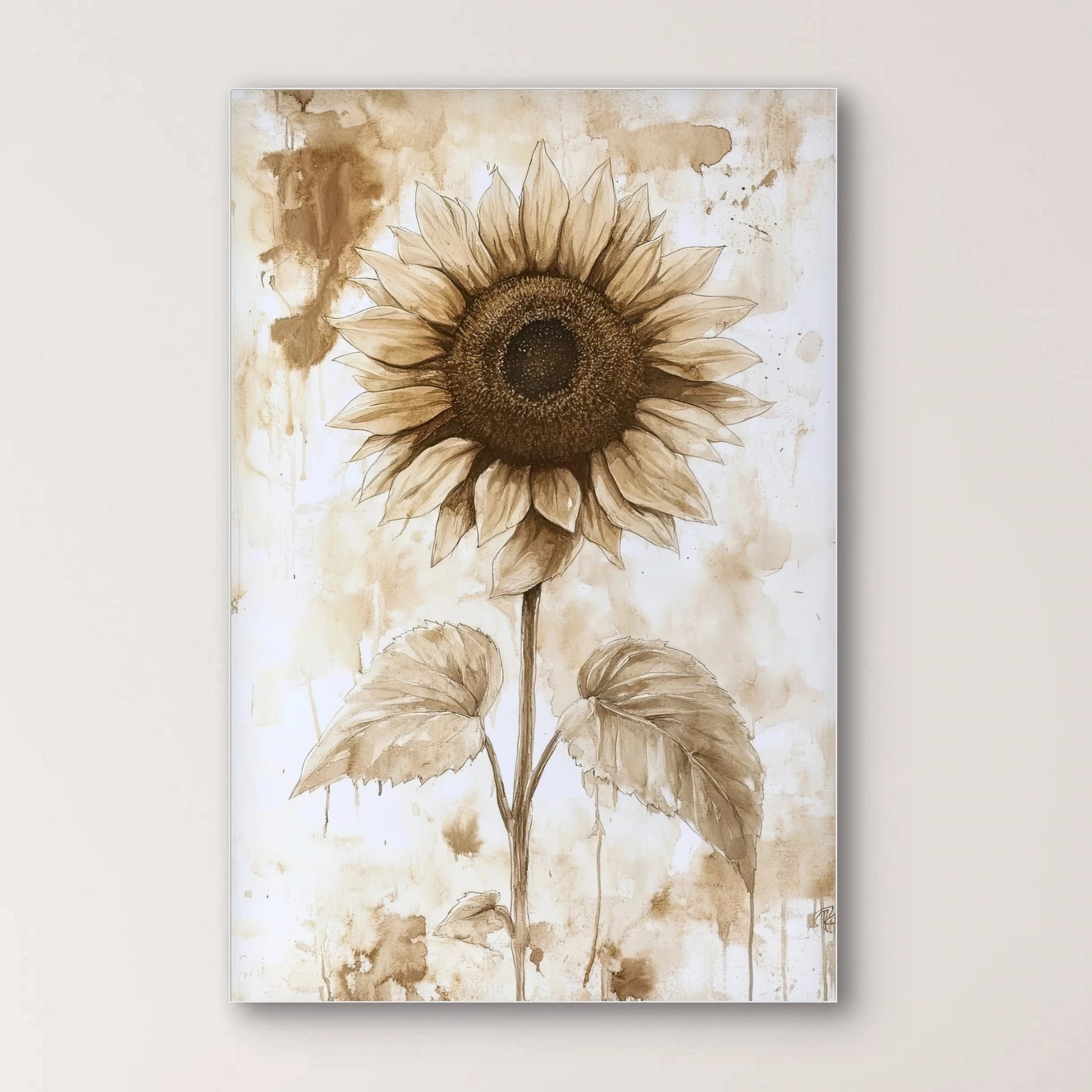 Detail van zonnebloem in zachte sepia en bruine tinten met aquarelstructuur
