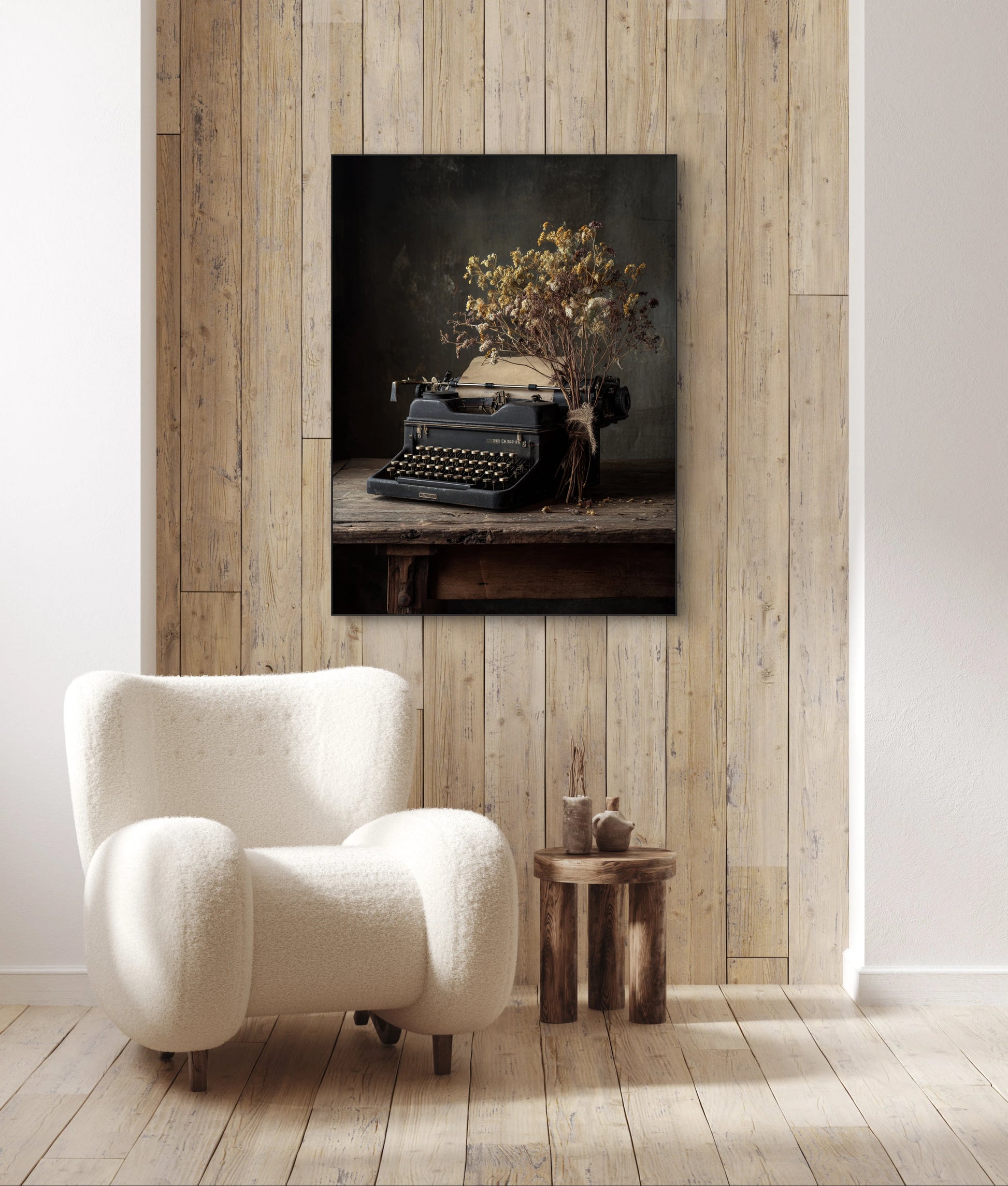 Mock-up van kunstwerk Stem van Papier aan de muur in houten interieur met witte fauteuil 
