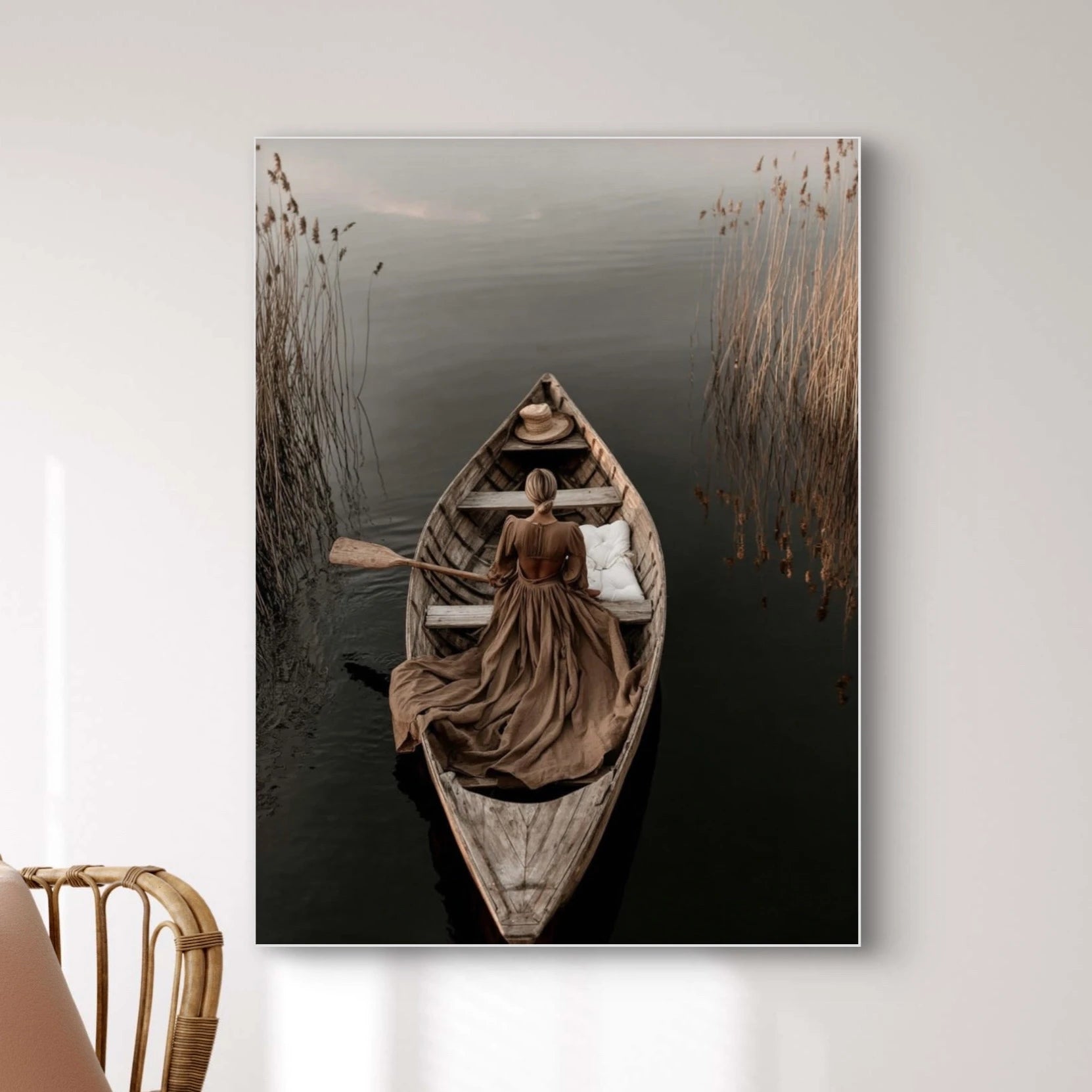 Detail van Stroom van Herinnering met vrouw in boot en golvend water  
