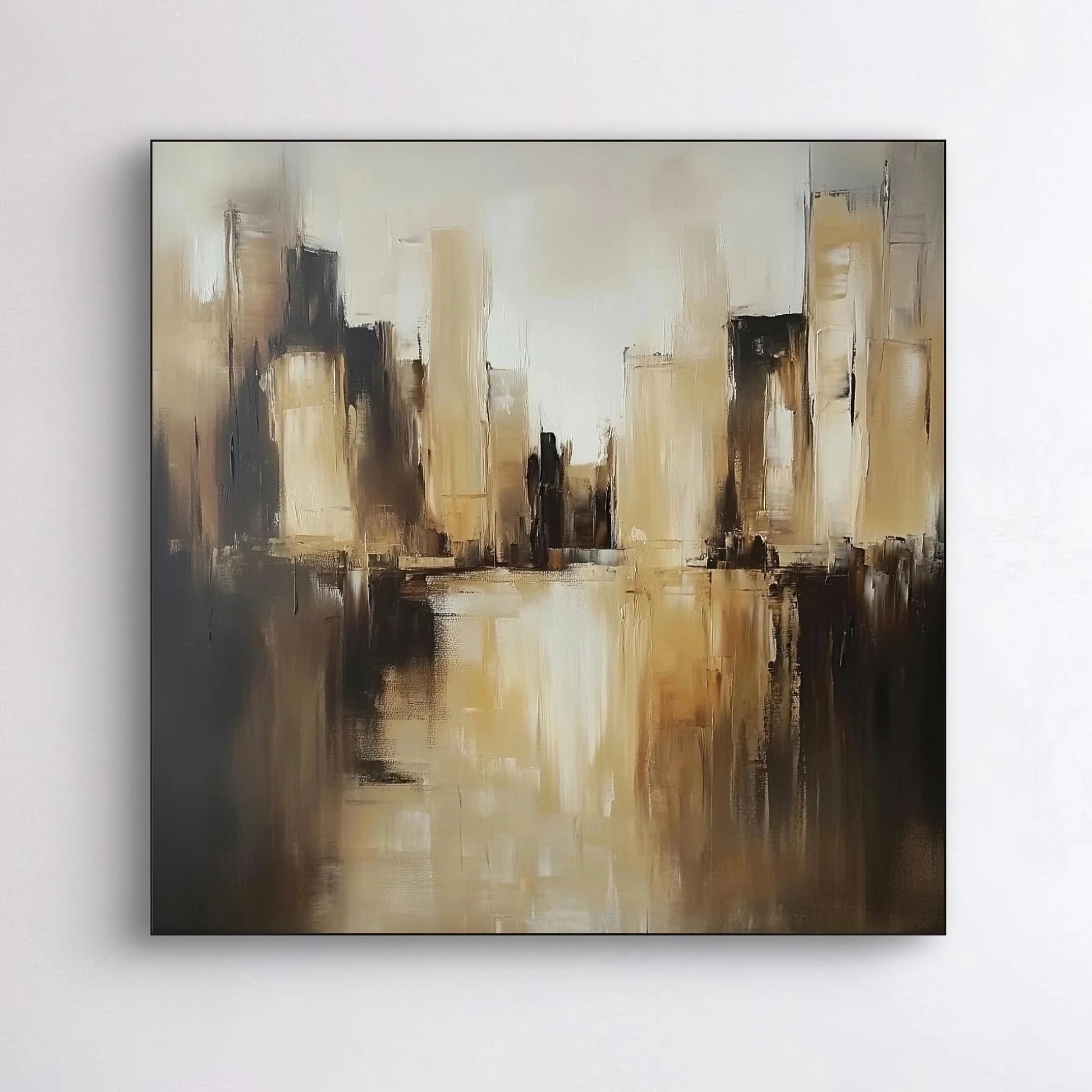Detail van abstracte skyline in beige, bruin en zwart met vloeiende penseelstreken
