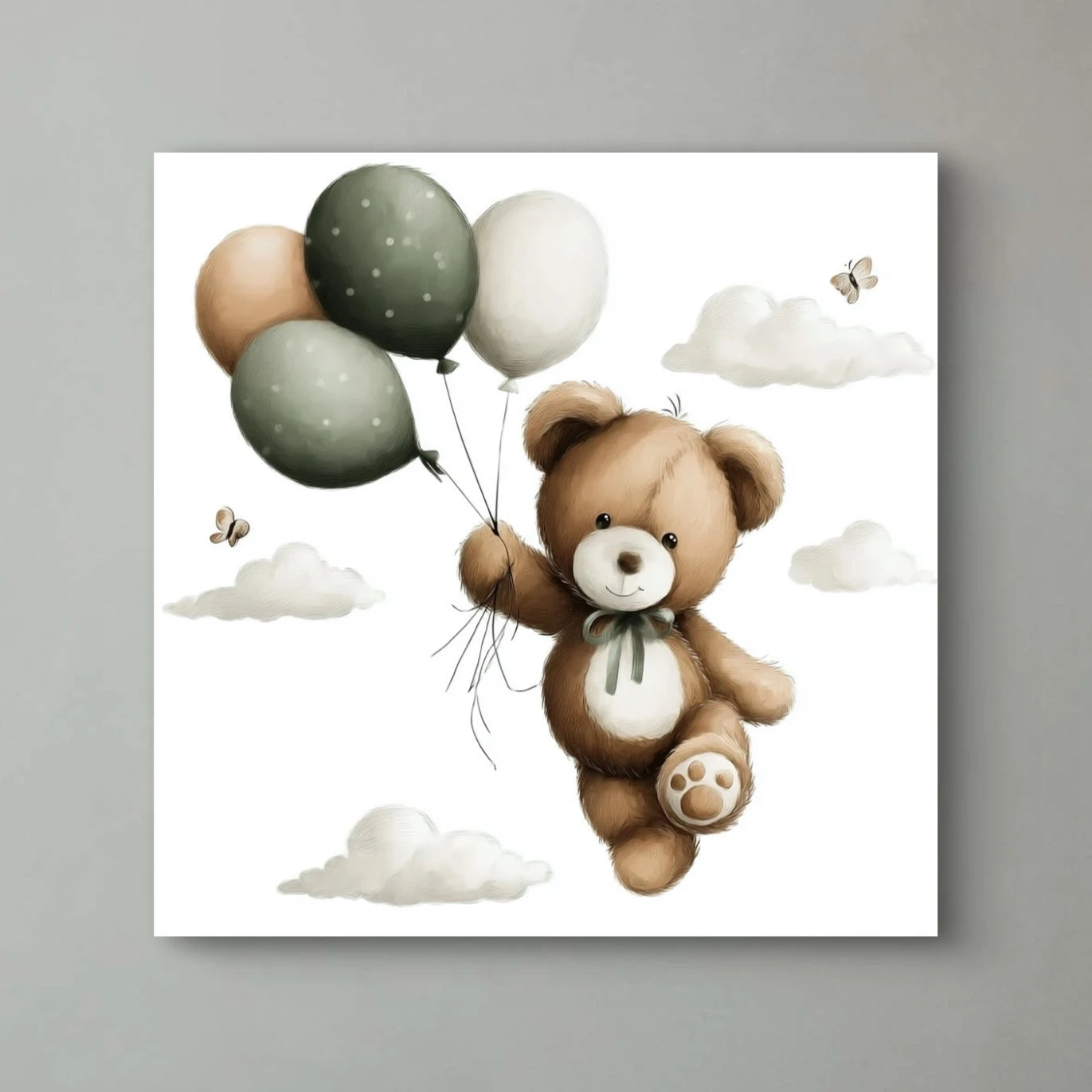 Detail van beertje dat omhoog zweeft met vier ballonnen en vlinders  
