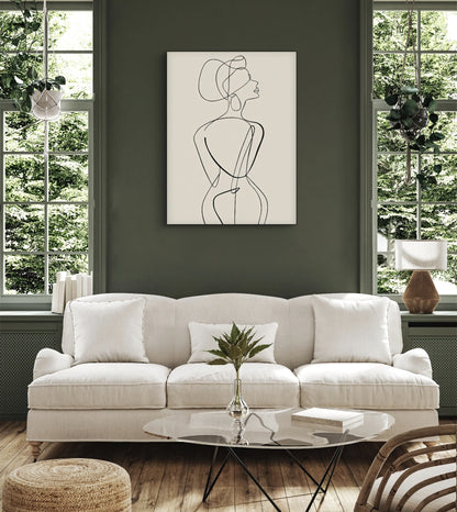 Detail van een elegante vrouw in lijntekening met turban en oorbel op een crèmekleurige achtergrond
