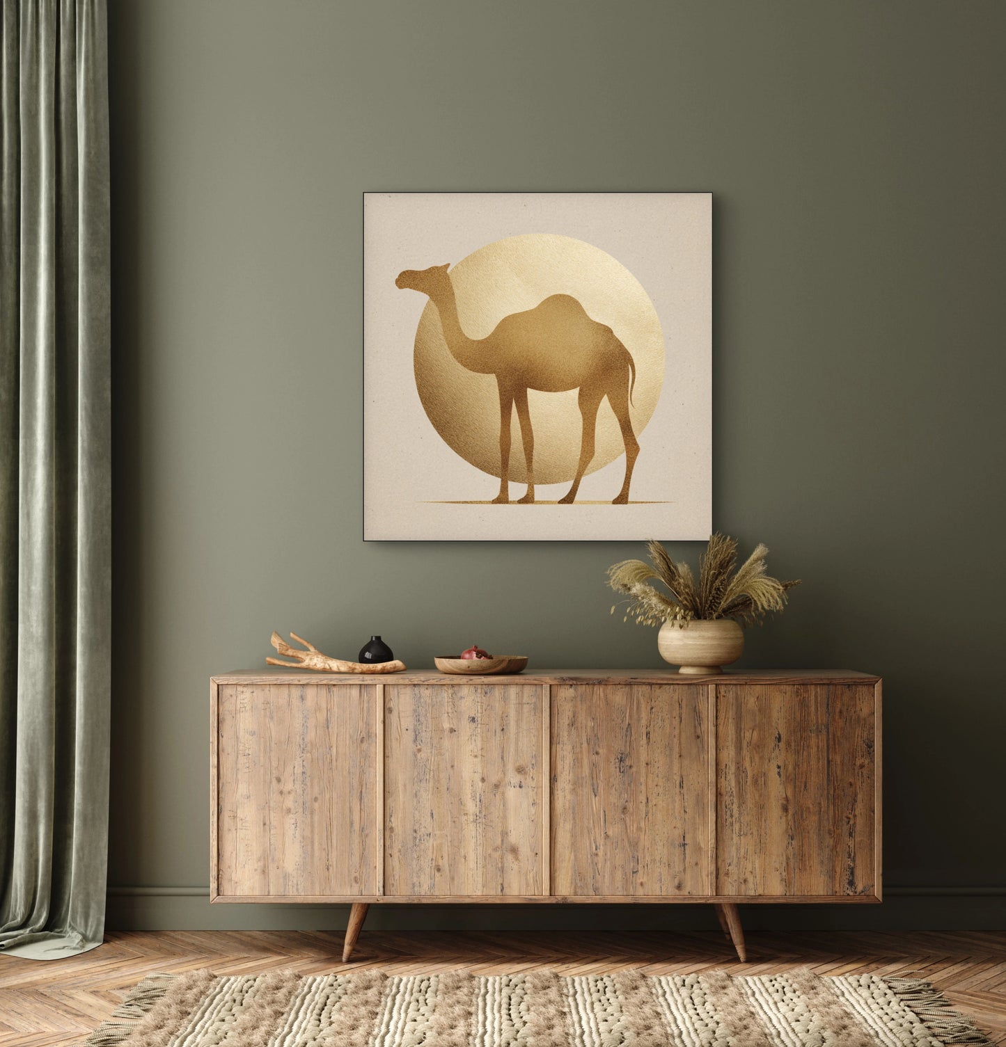 Gouden kameel silhouet tegen zonvormige achtergrond in woonkamer met natuurlijke tinten  
