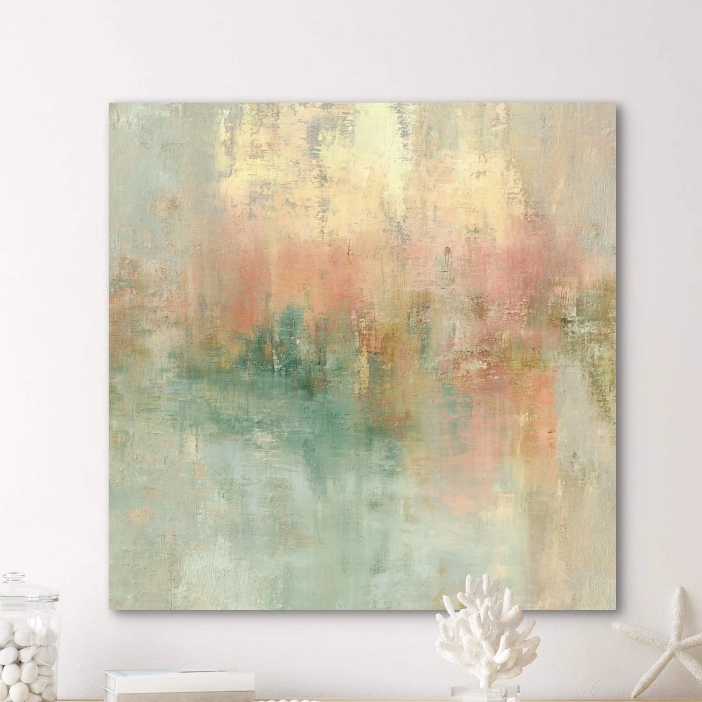 Detail van schilderij Zonvloed met zachte overgangen in goud, roze en groen
